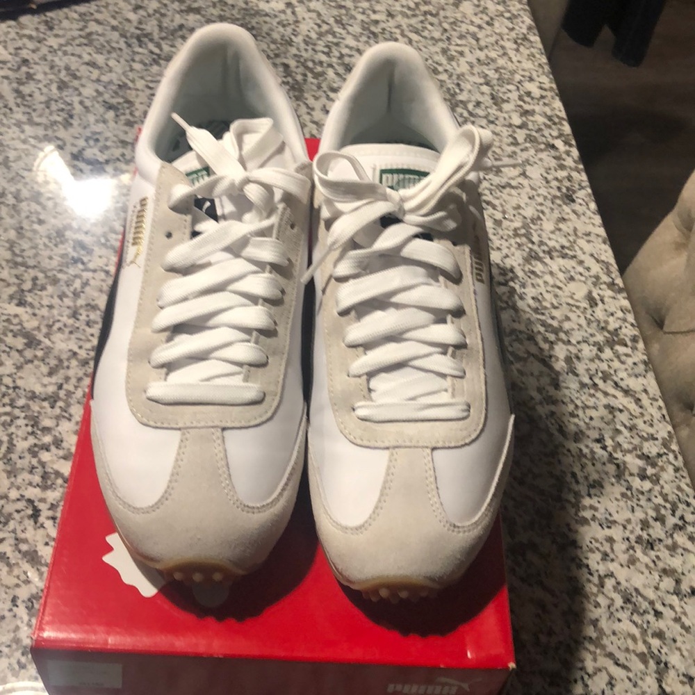Puma Sneakers